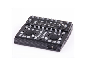 Behringer B-Control Deejay BCD3000 (2901)
