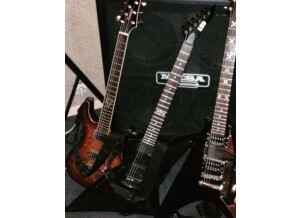 LTD EX-400 - Black Diamond Plate (61510)