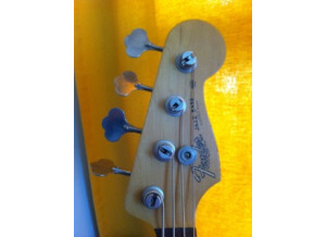 Fender Road Worn '60s Jazz Bass - 3-Color Sunburst Rosewood