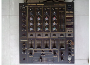 Pioneer DJM-600 8255