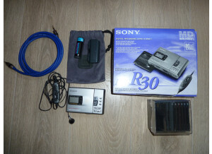 Sony MZ-R30 (61298)