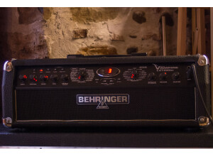Behringer LX1200H