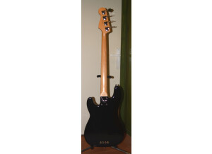 Fender Standard Precision Bass - Black Maple