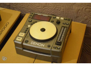 Denon DJ DNS 1000