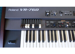 Roland VR-760 (79782)