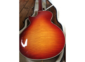 Gibson Les Paul Supreme - Heritage Cherry Sunburst (84743)