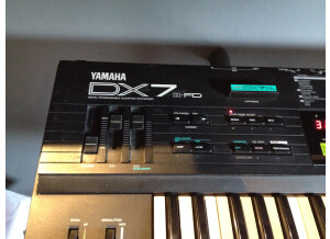 Yamaha DX7 IIFD (75684)