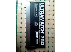 Behringer Ultramatch Pro SRC2496 (58939)