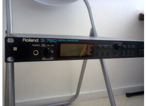 Roland S-760 (51418)
