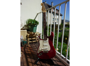 Fender Highway One Stratocaster LH - Crimson Red Transparent Rosewood