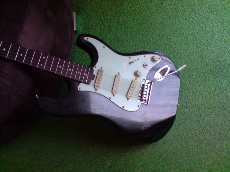 Musima STRATOCASTER