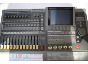 Roland VS-1680 (13103)