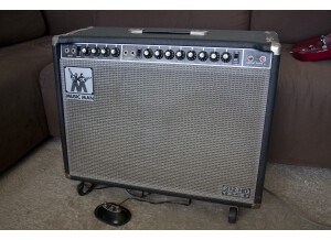 MUSICMAN 212HD
