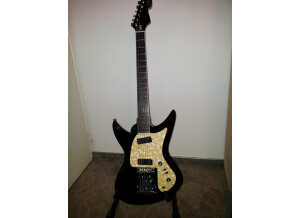 Eastwood Guitars Ichiban - Black