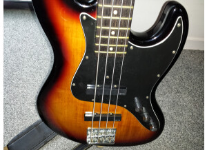 Schecter Diamond-J - 3 Tone Sunburst