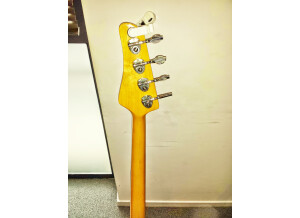 Schecter Diamond-J - 3 Tone Sunburst
