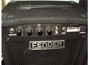 Fender Rumble 15 Combo (81743)