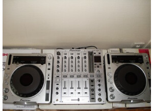Pioneer CDJ 800 MK2