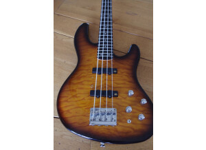 Fender Deluxe Jazz Bass 24 (7722)