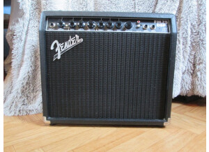 Fender FM 25DSP (34479)