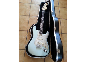 Fender Deluxe Roadhouse Stratocaster - Sonic Blue