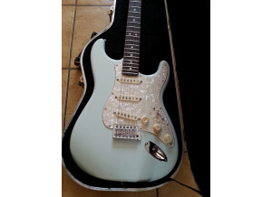 Fender Deluxe Roadhouse Stratocaster - Sonic Blue