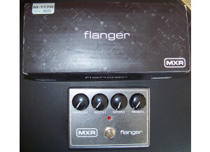 MXR M117R Flanger (86078)
