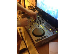 Pioneer DDJ-T1 (26112)
