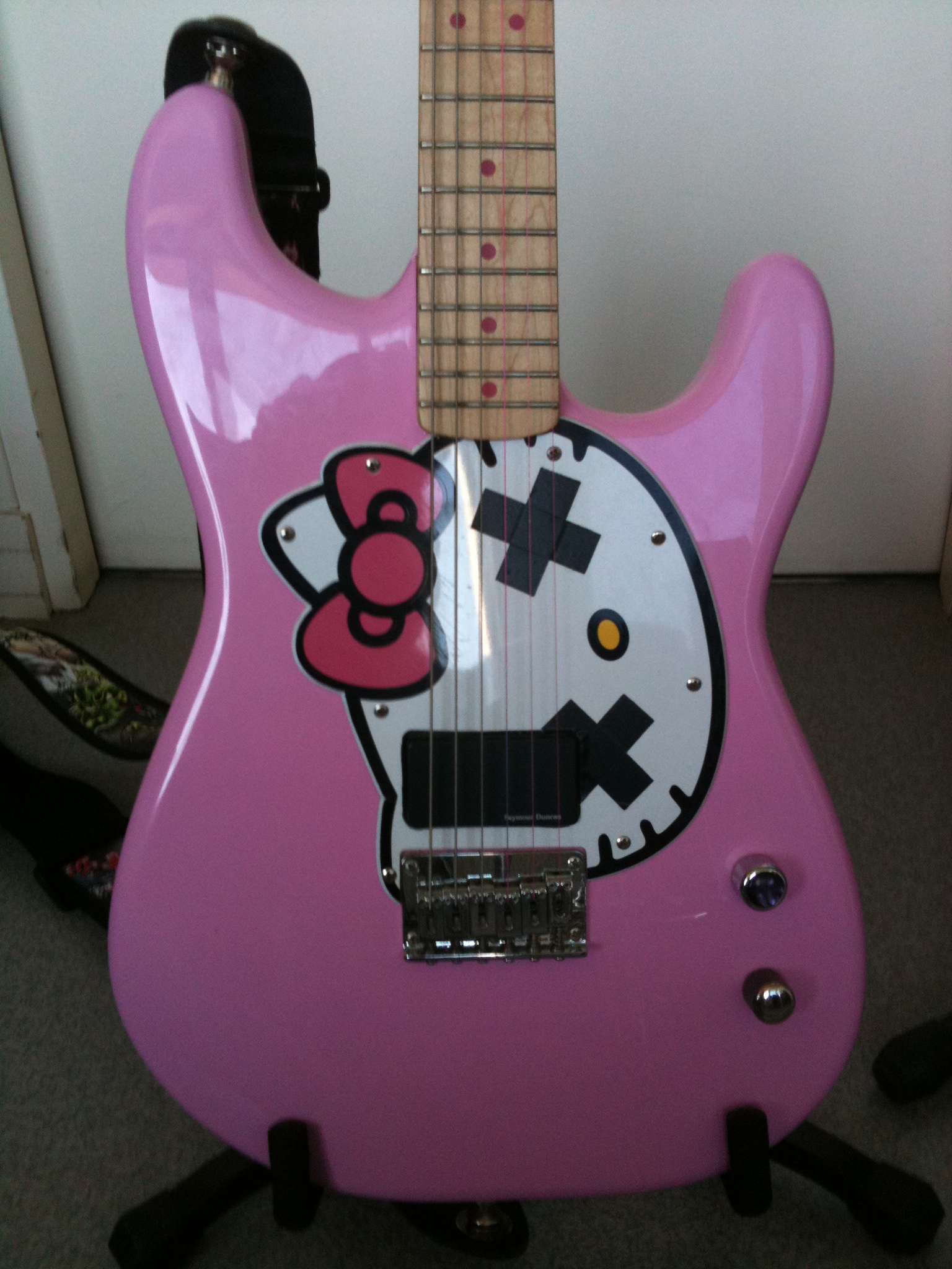 Squier Hello Kitty Strat