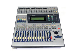 Boss DR-880 Dr. Rhythm (8933)