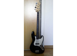 Squier Affinity Jazz Bass V - Black Rosewood