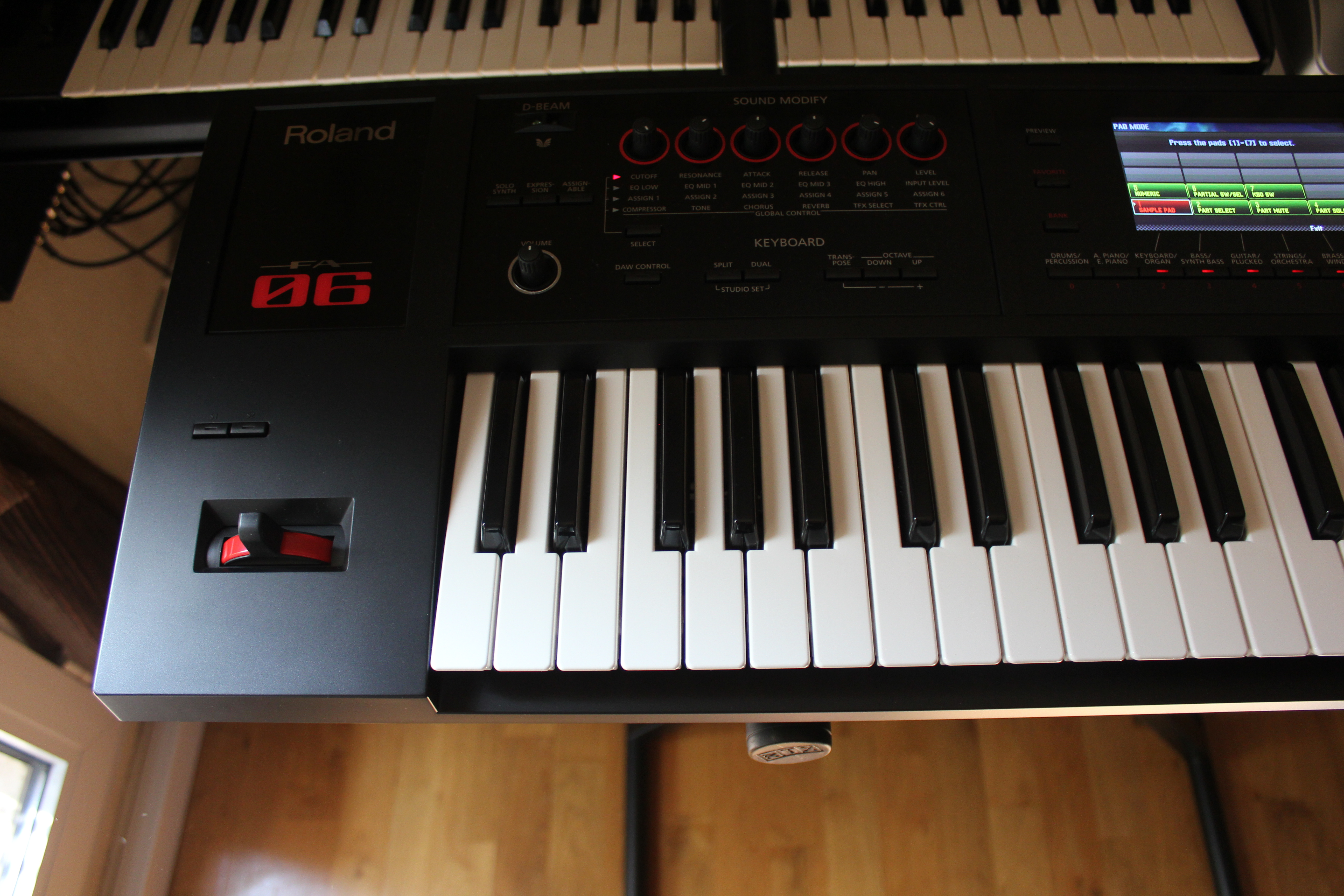 Roland FA-06