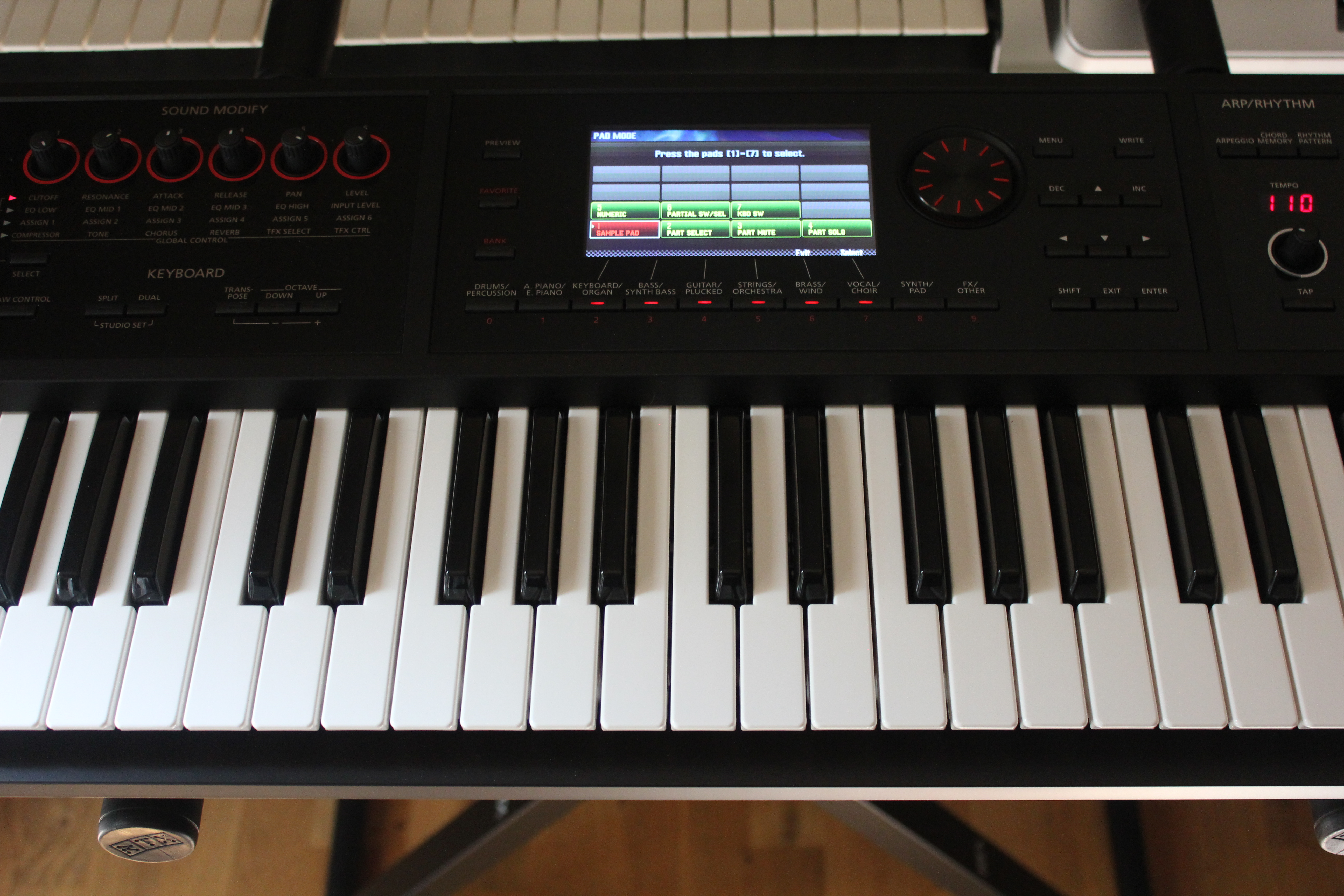 Roland FA-06