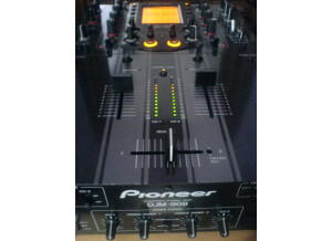 Pioneer DJM-909 (33894)
