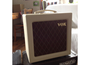 Vox AC4TV (38182)