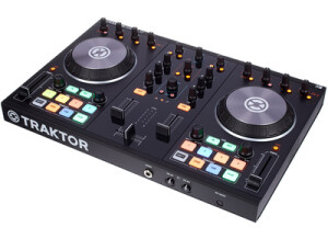 Native Instruments Traktor Kontrol S2 mk2 (83488)