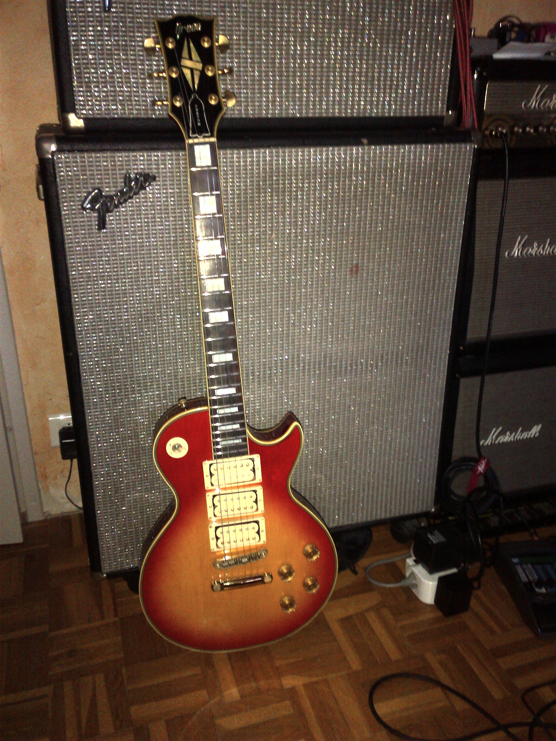 Greco Les Paul Custom 3 Humbuckers