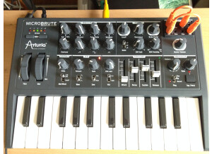 Arturia MicroBrute (93137)