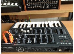Arturia MicroBrute (76232)