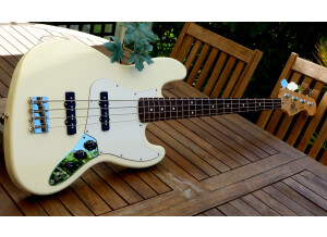 Fender Standard Jazz Bass - Artic White Rosewood