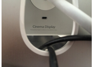 Apple Cinema Display 20&quot;