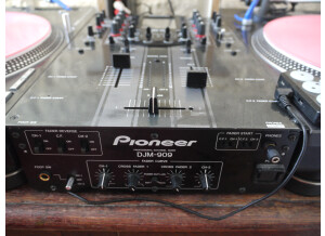 Pioneer DJM-909 (16080)