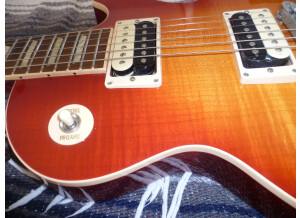 Gibson Les Paul Classic Plus 2011 '60s Slim Taper Neck - Heritage Cherry Sunburst (3822)