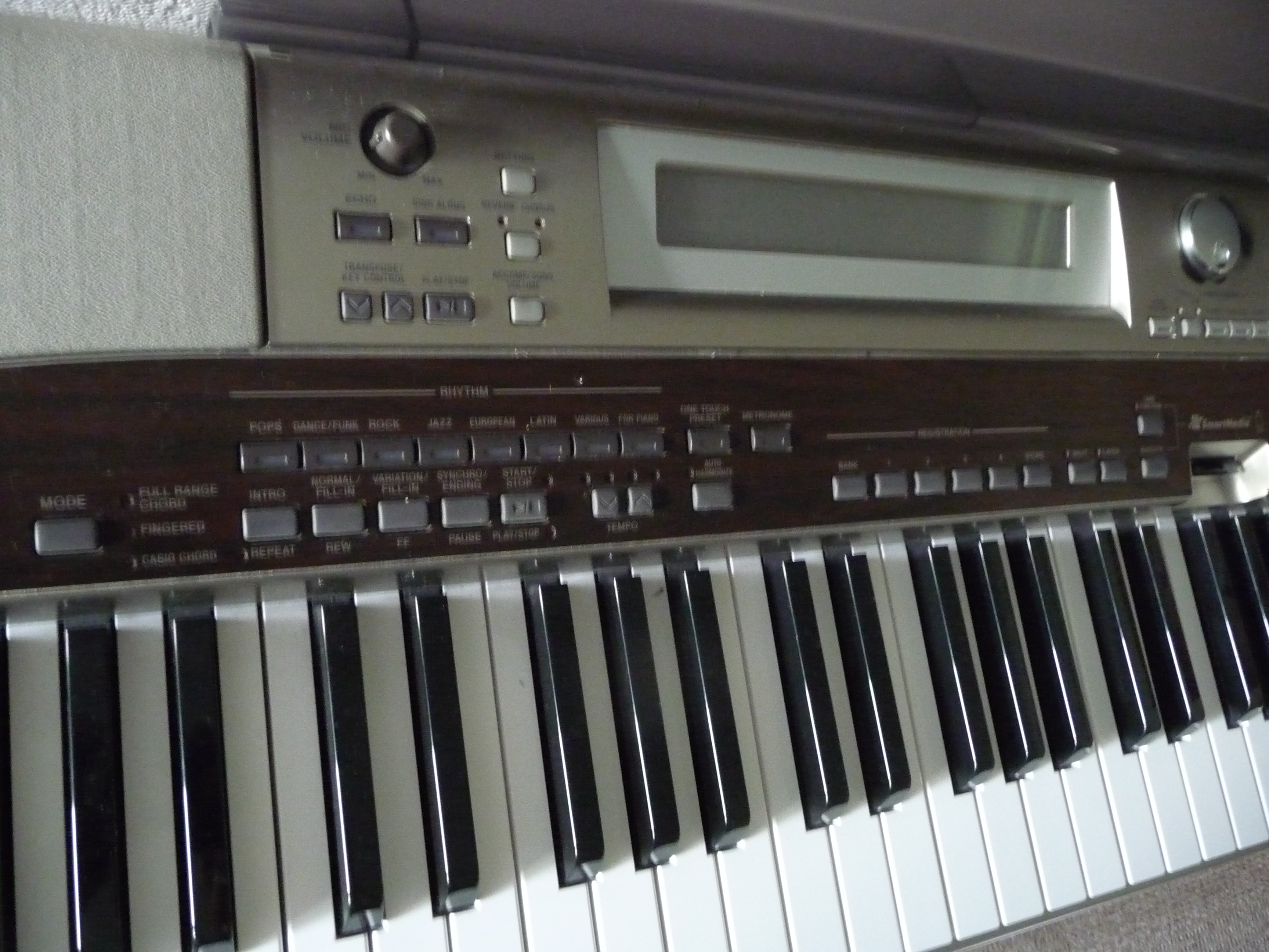 Pictures and images Casio Privia PX 400R Audiofanzine