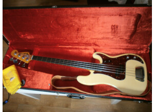 Fender fender précision bass 1968 fretless