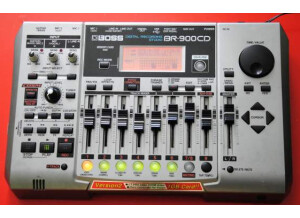 Boss BR-900CD Digital Recording Studio (90477)