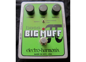 Electro-Harmonix Bass Big Muff Pi (3275)