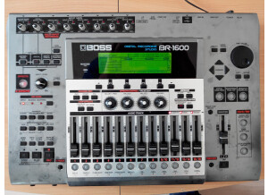 Boss BR-1600CD Digital Recording Studio (64812)