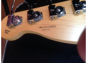 Fender American Deluxe Precision Bass - Ash Natural Maple