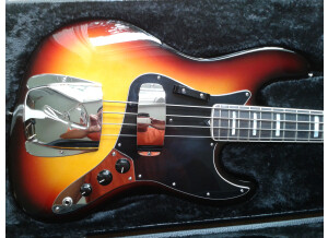 Fender American Vintage '74 Jazz Bass - 3-Color Sunburst